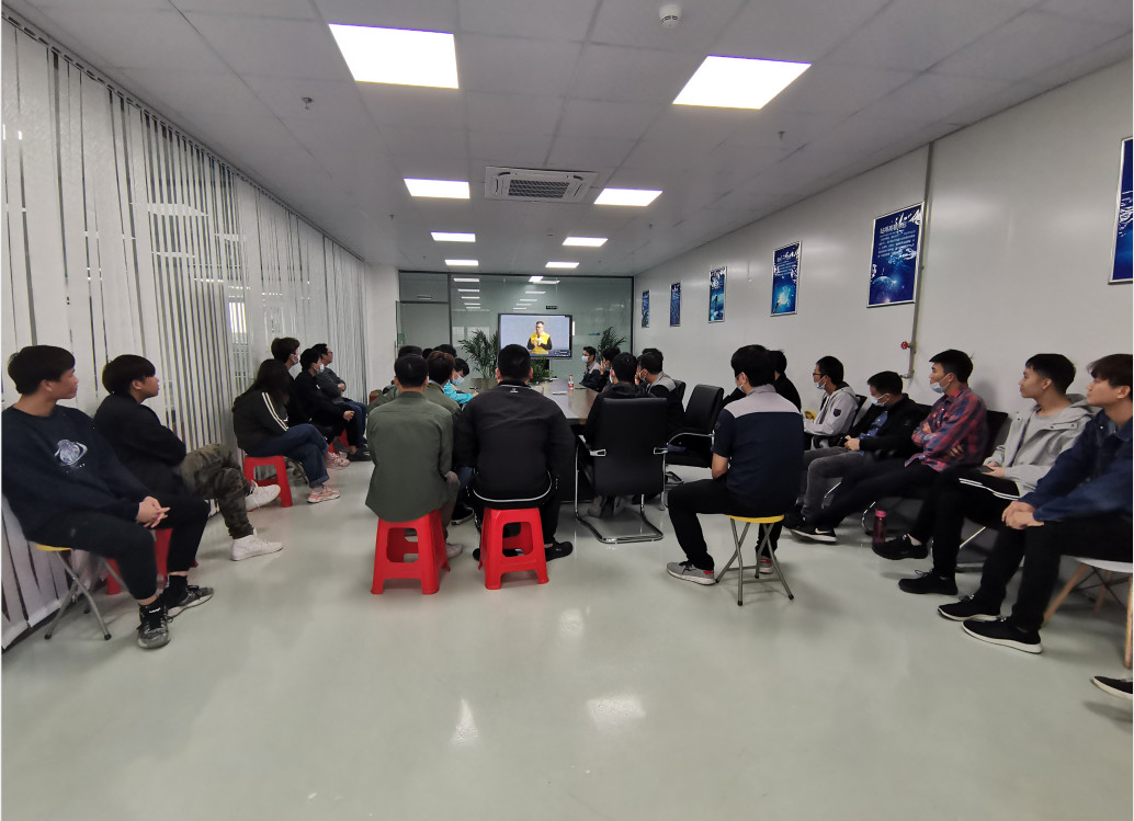 2025新澳门免费原料宝典