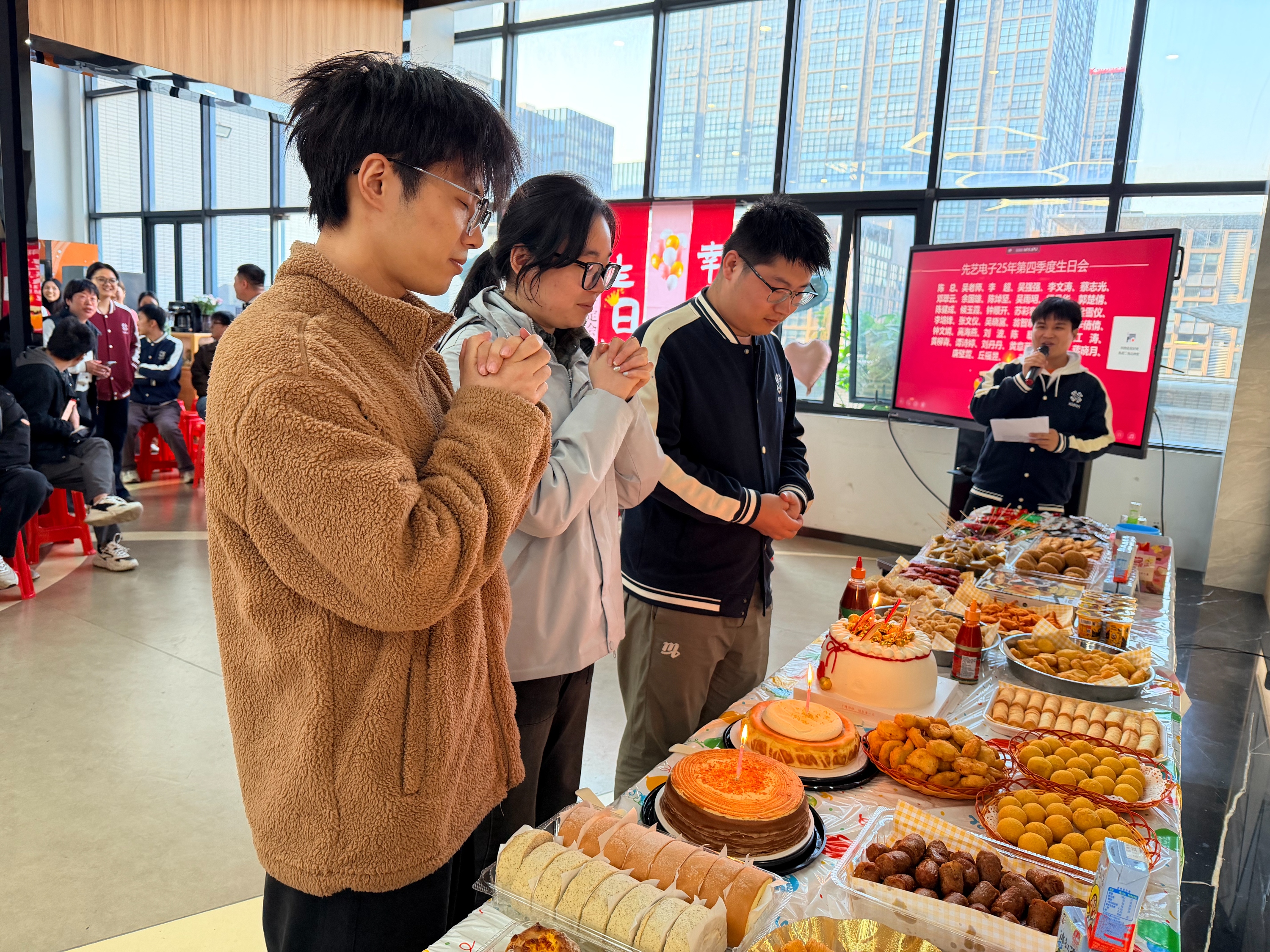 2025新澳门免费原料宝典