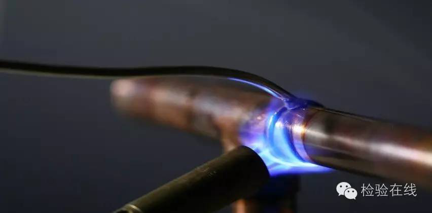 2025新澳门免费原料宝典